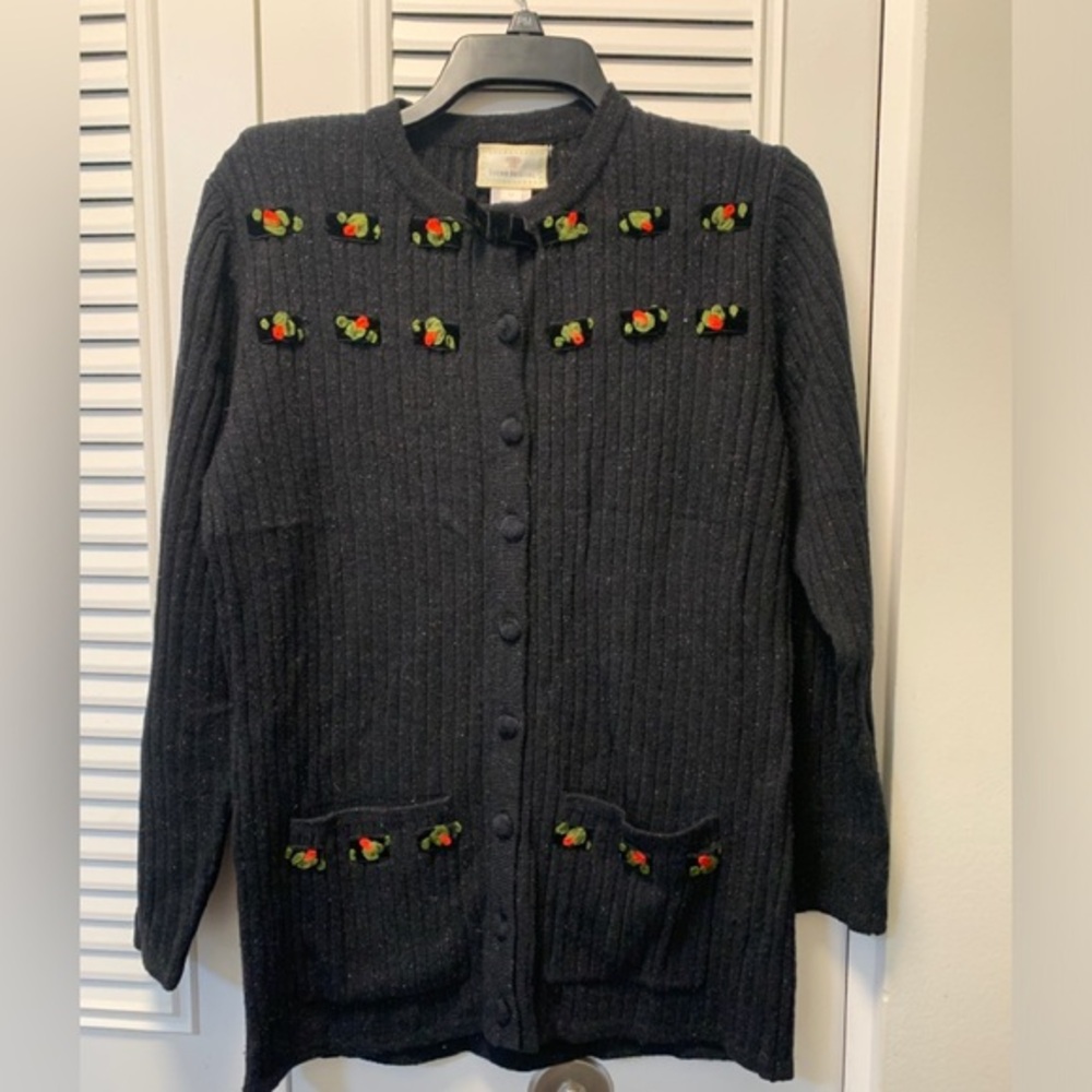 Vintage Susan Bristol 1998 Black 100% Wool Cardigan 0062